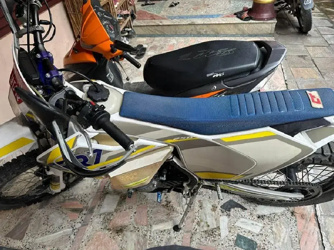 2019 Crossfire GR7 250 image