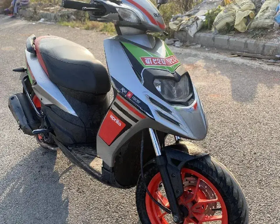 2018 Aprilia SR 150 image