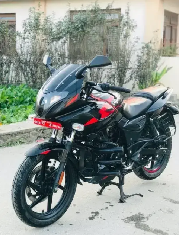 2023 Bajaj Pulsar 220F image