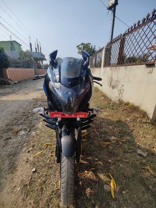 2021 Bajaj Pulsar 220F image