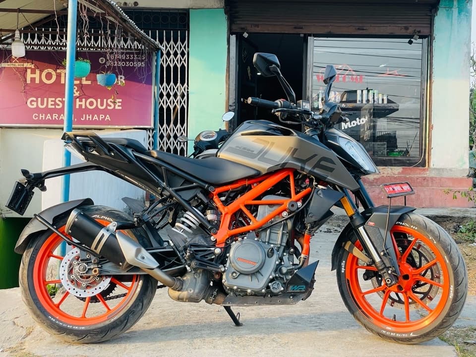 2020 KTM Duke 250 image