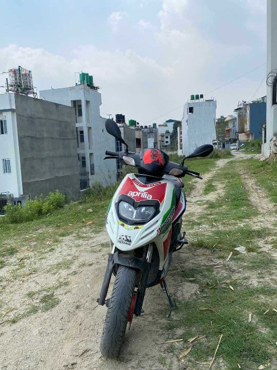 2021 Aprilia SR 150 image