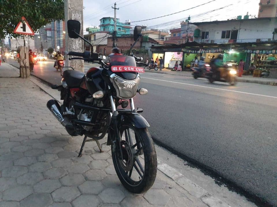 2016 Bajaj V15 image