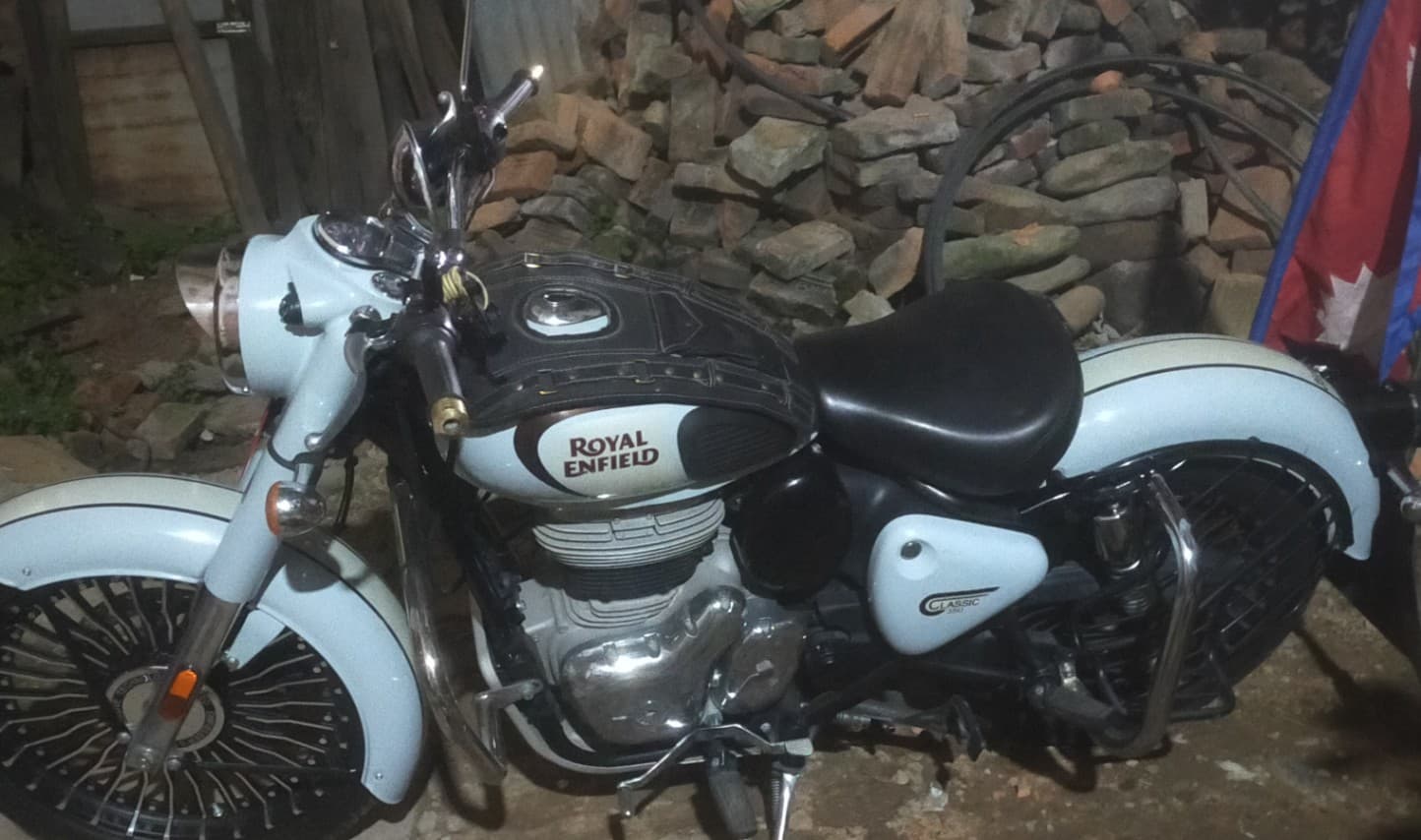 2023 Royal Enfield Classic 350 image