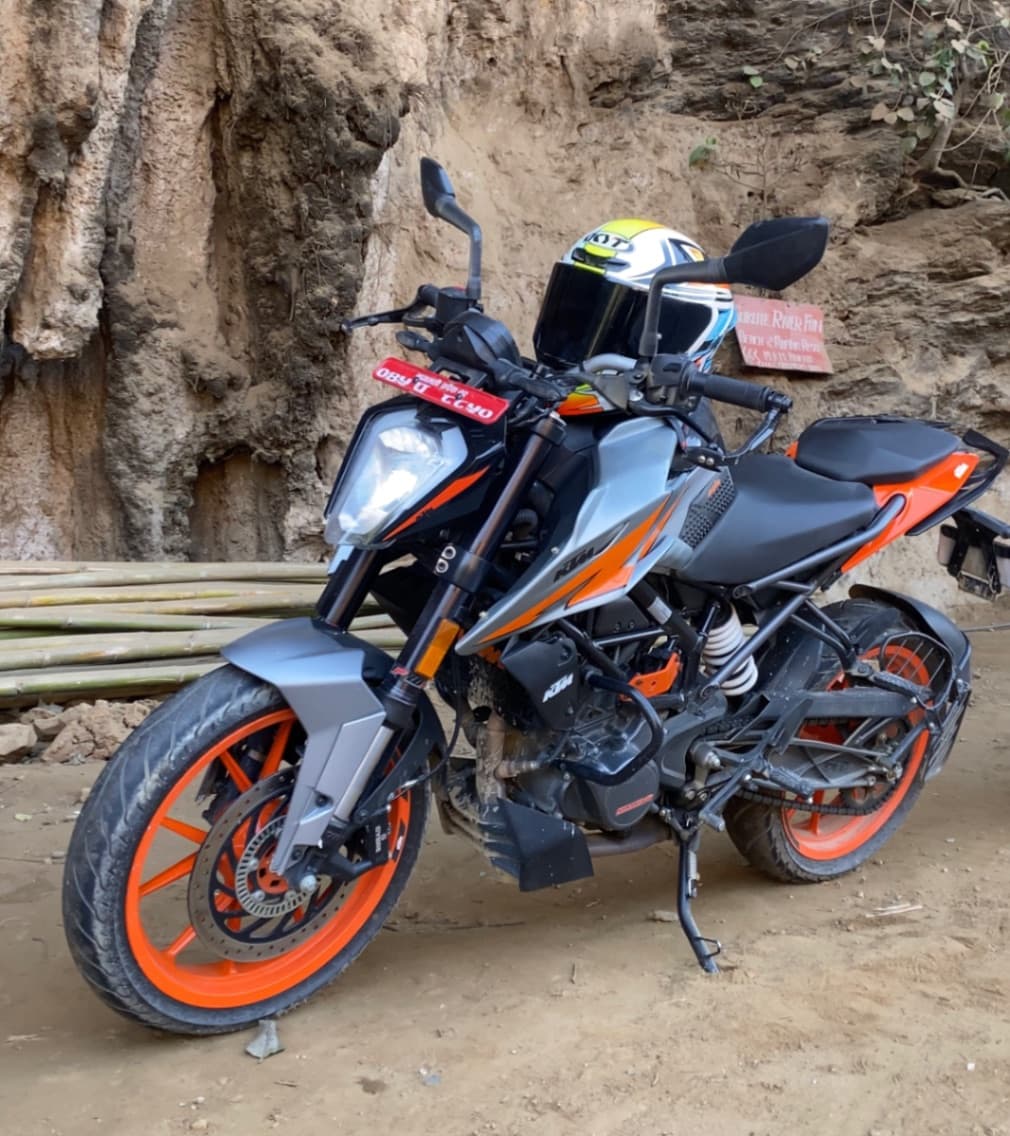 2023 KTM Duke 200 image