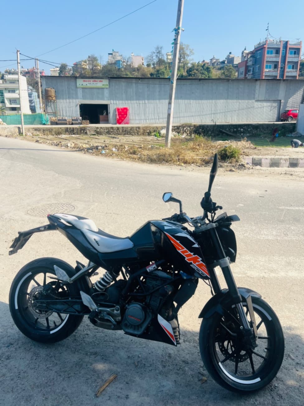 2013 KTM Duke 200 image